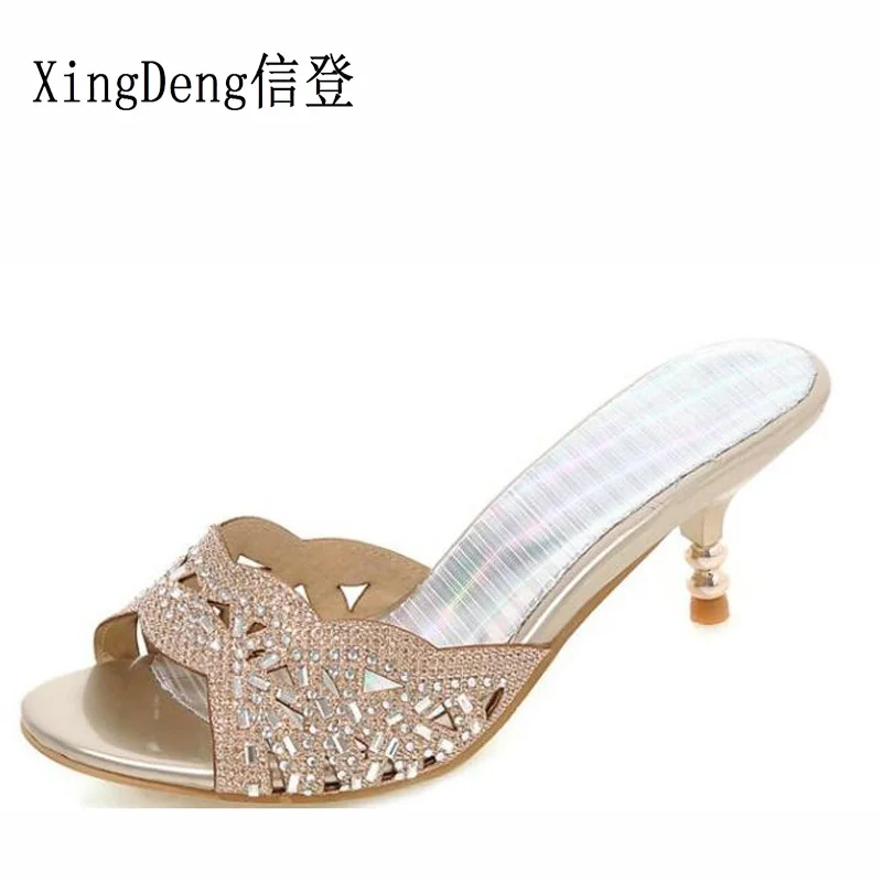 XingDeng/женские летние шлепанцы с круглым носком на тонком каблуке со стразами