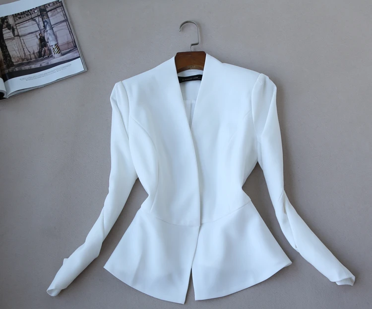 Fashion suit female New large size Korean version of the self-cultivation milk white ladies jacket + skirt two-piece set |