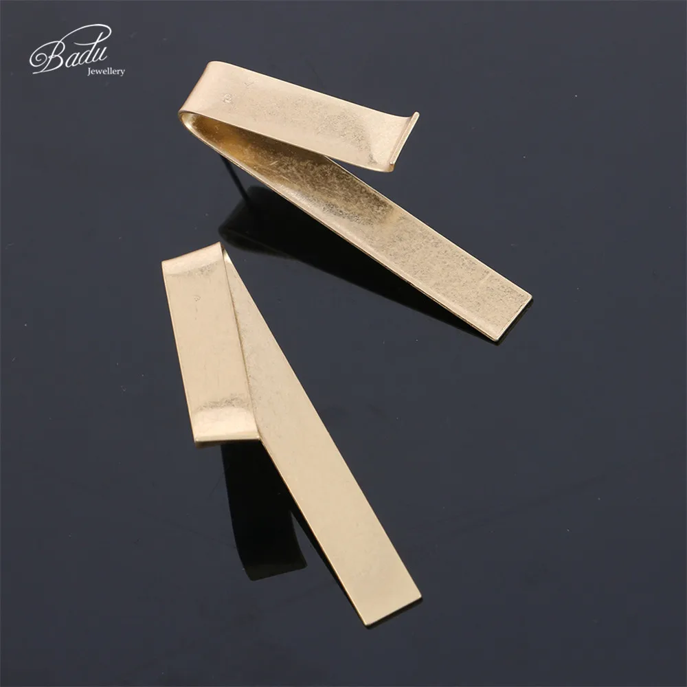 Женские квадратные серьги-гвоздики Badu большие геометрические серьги из матового