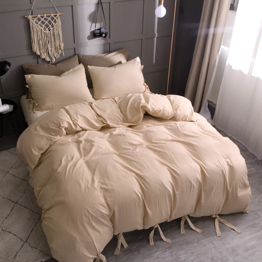 Однотонное постельное белье бежевого цвета комплект из трех предметов