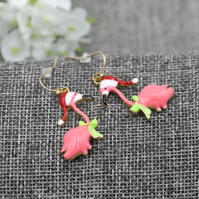 Розовые серьги в форме фламинго для женщин и девочек эмаль милый мультфильм