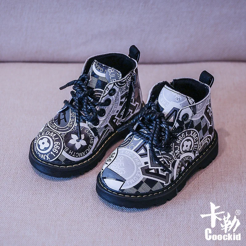 Осень-зима новых мальчиков и модная одежда для девочек ботинки martin мягкая