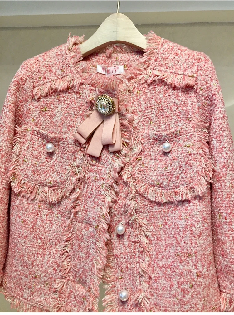 Новая зимняя подиумная Женская твидовая куртка, винтажная Роскошная шерстяная короткая куртка с бриллиантовым бантом, кисточками и жемчужным карманом, розовая Casaco пальто