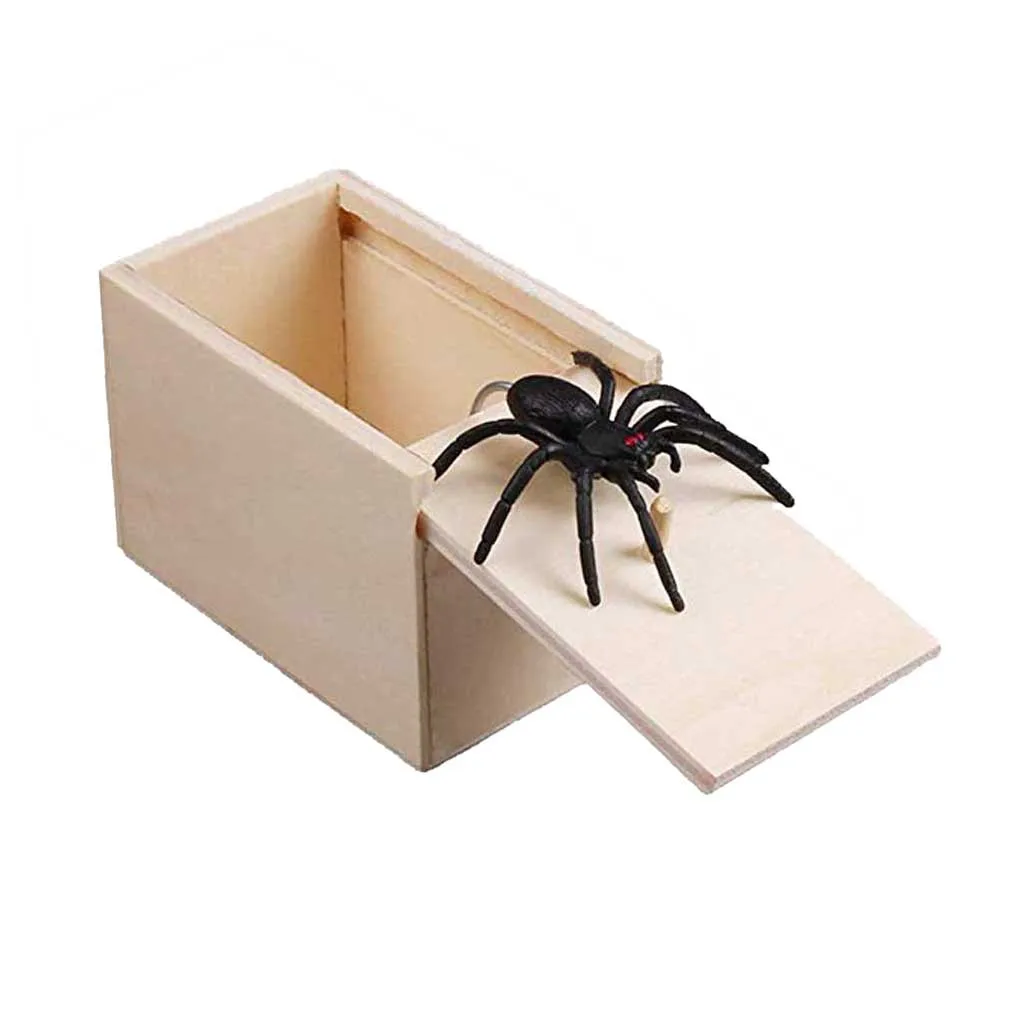 

Funny toy 2019 TOP April Fool's Day Spoof Funny Scare Small Wooden Box Spider Scary Girls 5.15