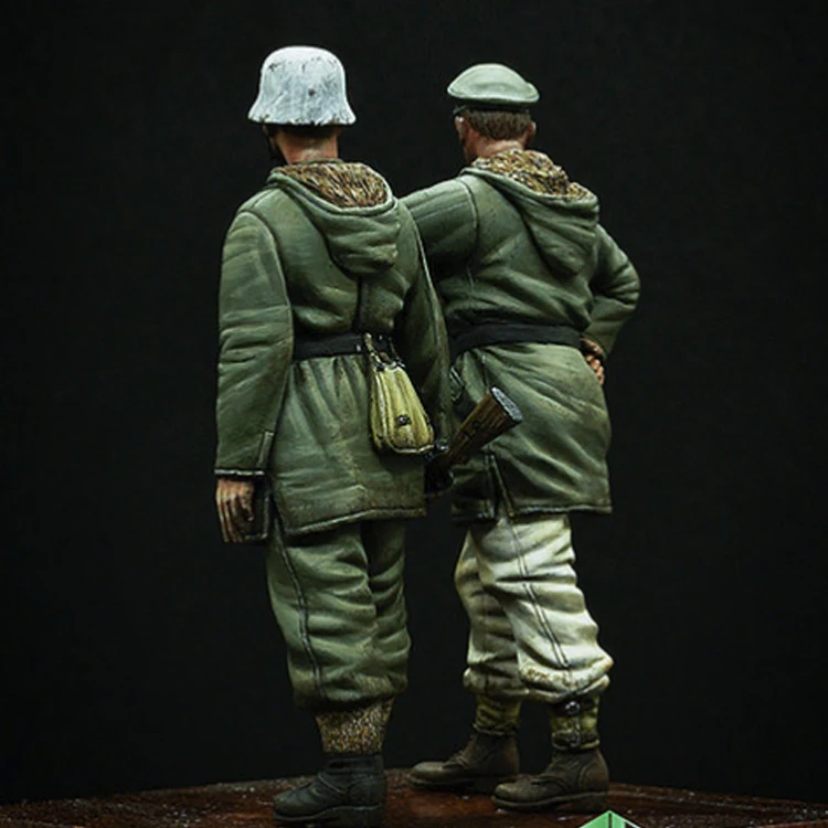 1/35 набор гренадеров 2 фигурки 4 головки в комплекте из смолы солдатиков GK военные