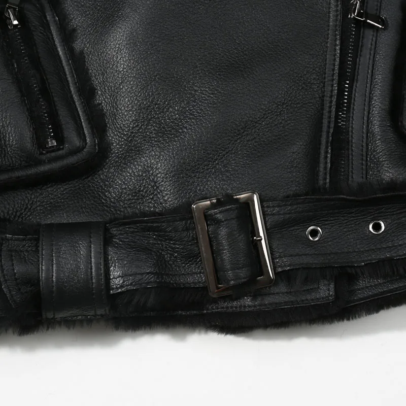 Куртка женская из овечьей кожи черная на молнии с ширинным воротником лацканами