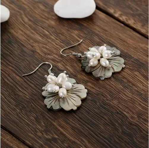 

Selling>Freshwater Pearl Flower Hanging Earrings for Women Fashion Handmade Statement Drop Earring>ePacket free shipping