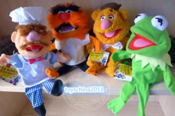 4pcs Кукла Muppets Кермит Лягушка Fozzie медведь шведский шеф-повар мисс поросенок гонзо плюшевые мягкие 28 см Ручные куклы для малышей Детские игрушки - Цвет: 4pcs