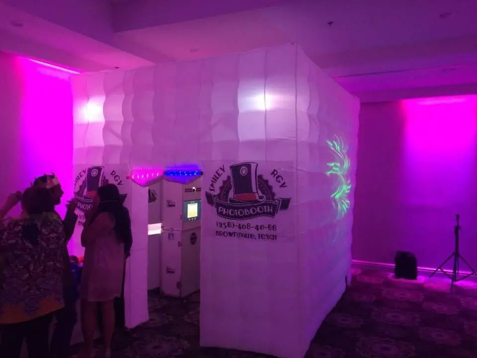 

Free shipping customized best sale popular inflatable portable photo booth