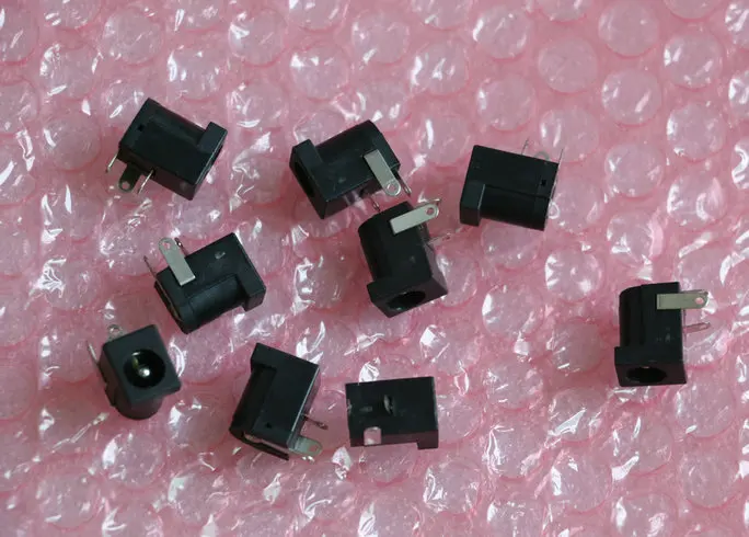 

tracking number . 20pcs / lot DIY DC Female Plug 5.5x 2.1mm power socket DC Power supply Jack socket for PCB Power charger CCTV