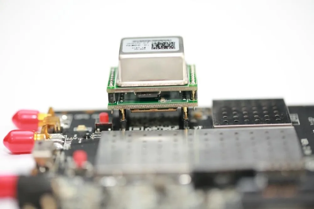 GPS DO (TCXO) с установкой на плате рекомендуется для USRP B200/B210 сделано в Китае