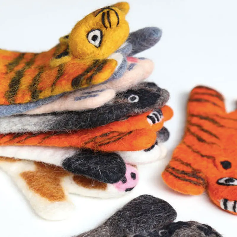 Коврики из 100% шерсти ручной работы с валяными подставками в виде животных