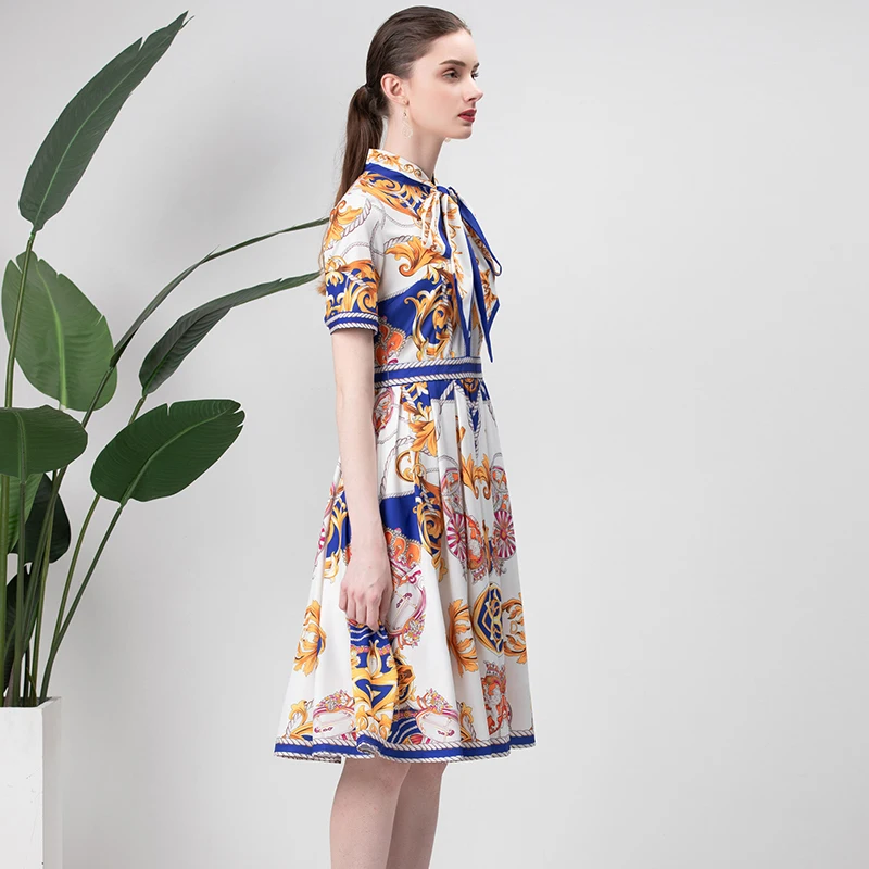 Женское плиссированное платье с милым принтом облегающее до колена коротким