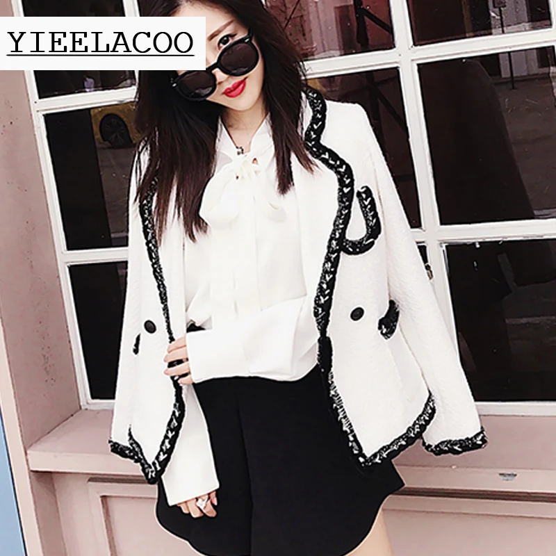 Женская твидовая куртка с воротником стойкой белая тонкая Классическая для