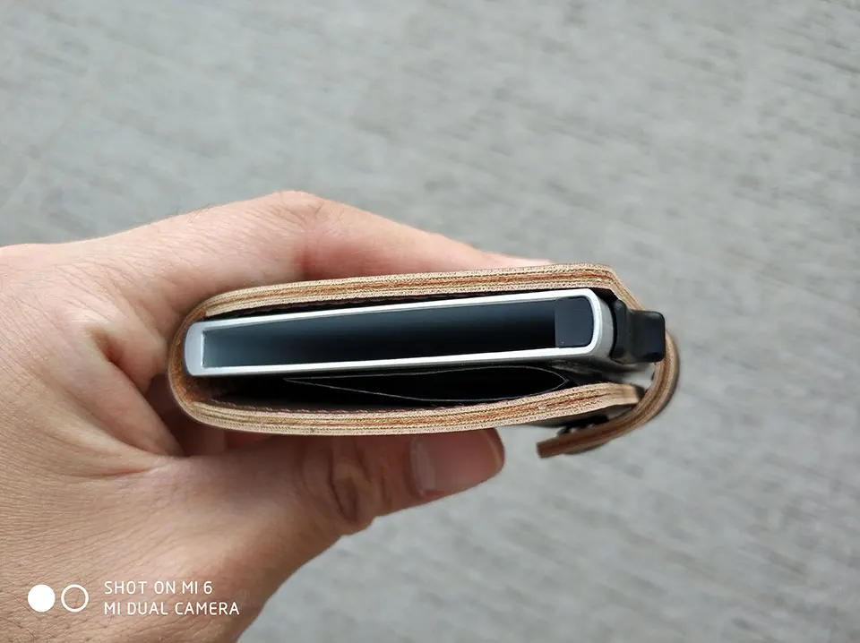 Новинка, RFID Блокировка, Ретро стиль, кредитный держатель для карт, для мужчин, алюминиевый, бизнес, ID, кожаный чехол для карт, мужской металлический держатель для карт, тонкий кошелек