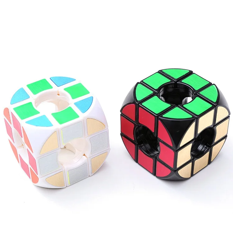 Совершенно новый ZCUBE округлый пустотелый катышко 3x3x3 куб черный/белый на складе