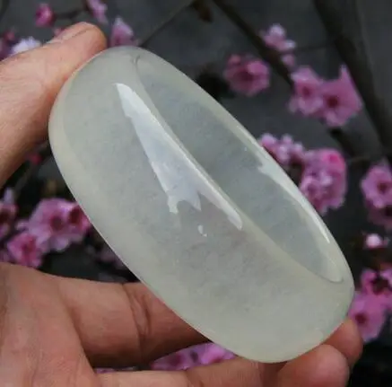 

Free shipping delicate white jade bracelet ice through Xinjiang jade bracelet genuine premium suet white jade