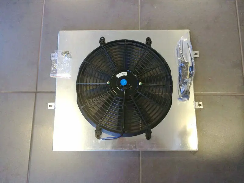 Высокое качество Алюминий радиатора и кожух вентилятор для Ford Капри MK1 MK2 MK3 Кент