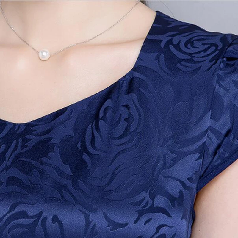 Женское приталенное шелковое платье элегантное Плиссированное длинное до