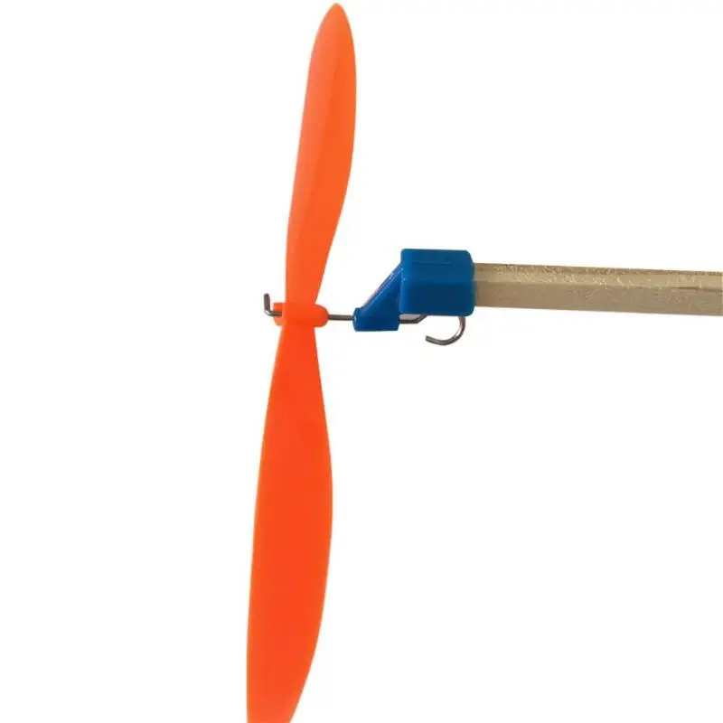 В первую очередь с возможностью креативного самостоятельного выбора между науки