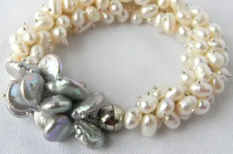 

Beautiful White Baroque Gray Coin Freshwater Pearl Bracelet