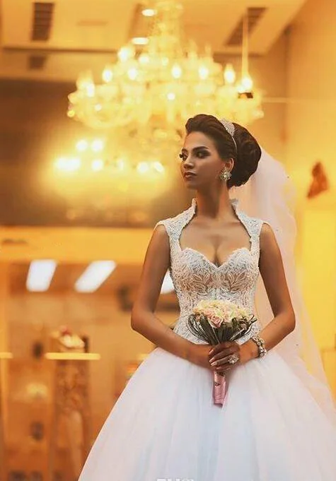 2015 Sweetheart Saudi Arabic Backless Winter Wedding Dresses Zipper Back Appliques Beaded Bodice Sheer Organza Bridal Gowns | Свадьбы и
