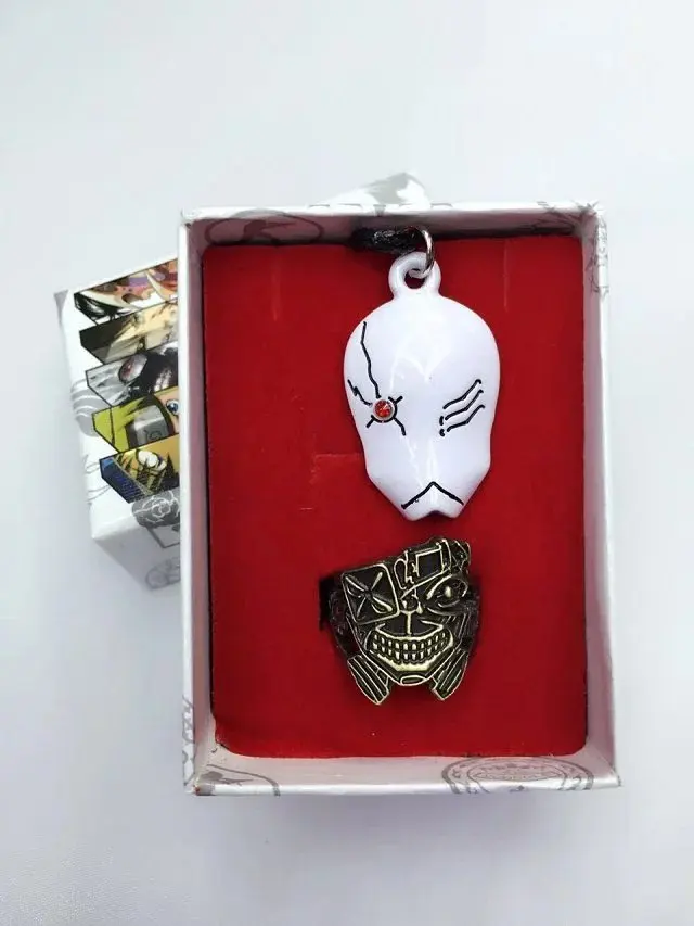 Аниме атака на Титанов One Piece Death Note Yu Gi Oh! Меч искусство онлайн Токийский Гуль