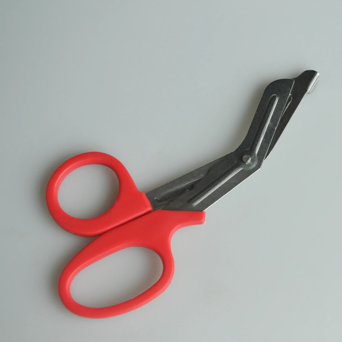 Новый 50 шт./упак. фельдшер Травма Ножницы повязки резак первой помощи инструменты