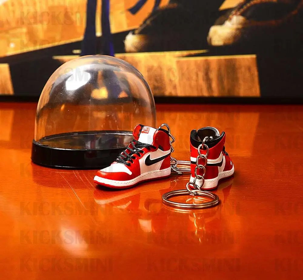 Air Jordan 1 OG CHICAGO брелок в виде кроссовка подвеска 3d мини-брелок на цепочке стерео Баскетбольная обувь модель автомобиля пара кукла аксессуары
