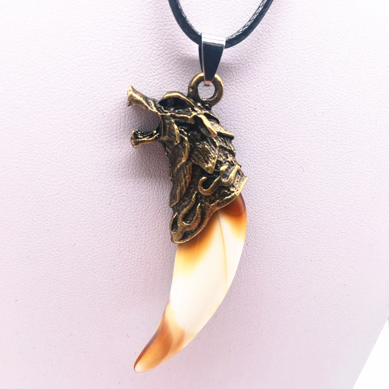 

Fashion Brave Men's Pendant Necklace Vintage Bronze Wolf Tooth Alloy Pendant Necklace Fashion Choker Jewelry Gift