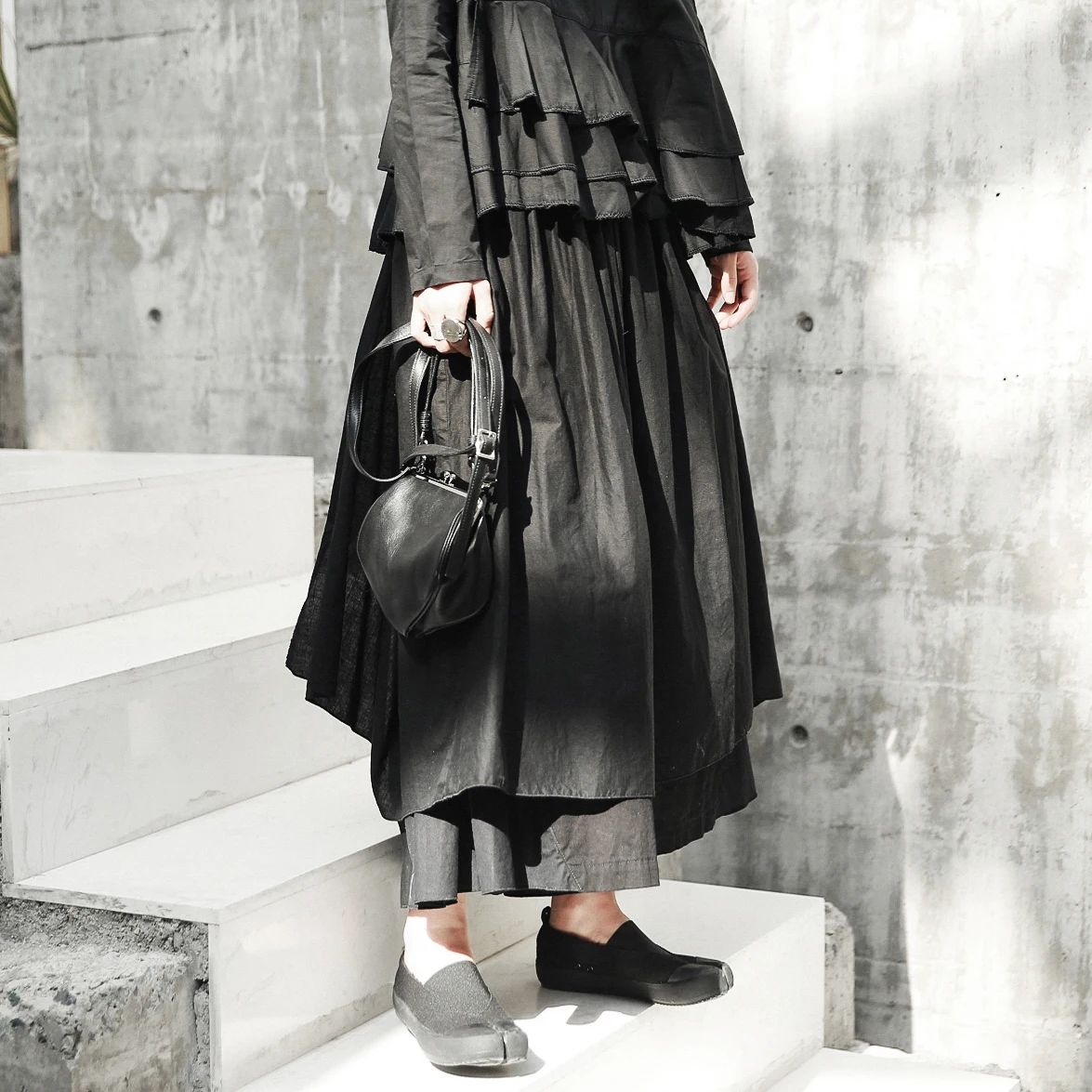 [DEAT] High Quality Spring Black Personality Multi-layered Split Asymmetrical Long Skirt Fashion New Women's LA91 - Цвет: black
