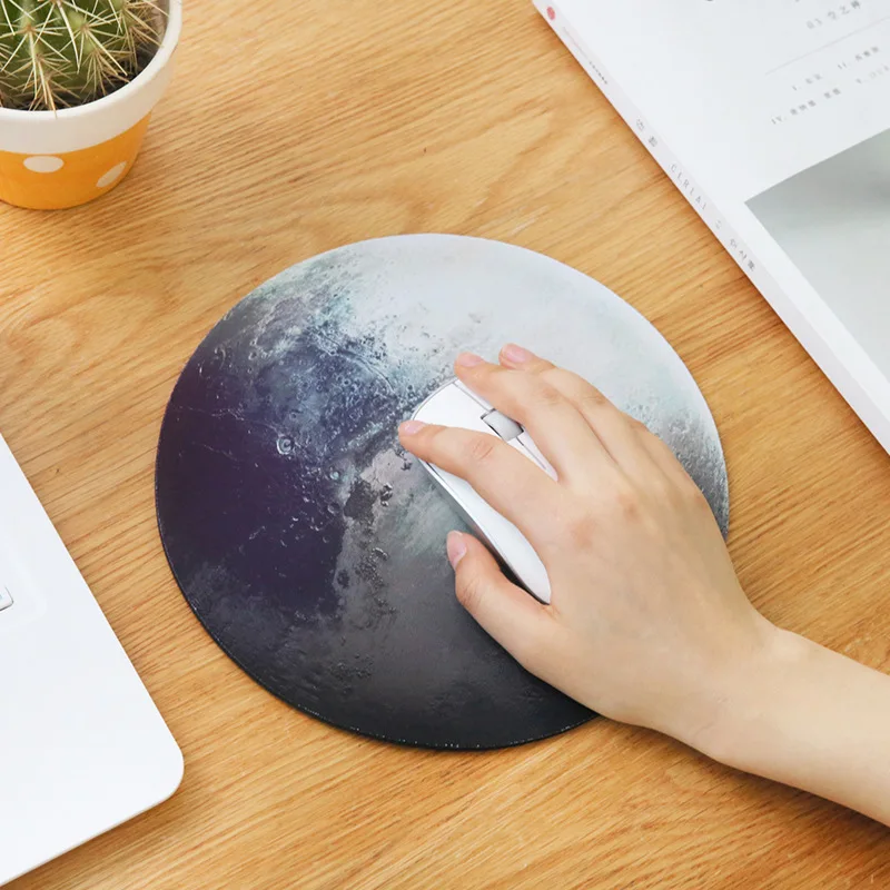 Коврик серии Planet 220x220x3 мм круглый коврик для мыши со стильным изображением