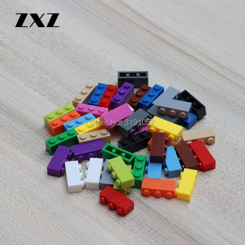 Оптовая цена толстый кирпич 1X3 Точки Строительные блоки пластиковые игрушки