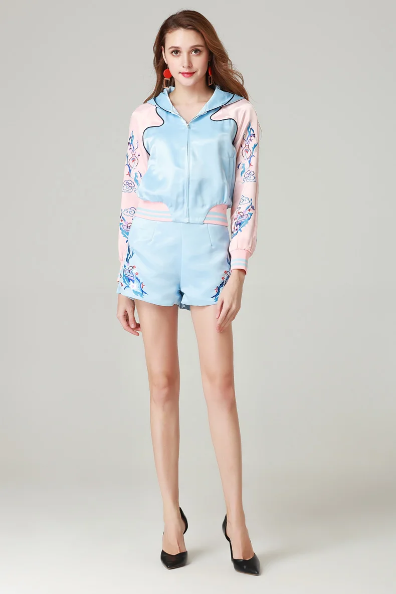 2019 Women's Runway Twinsets Hooded Collar Long Sleeves Embroidery Jackets with Shorts Fashion Two Piece Pants Sets | Женская одежда