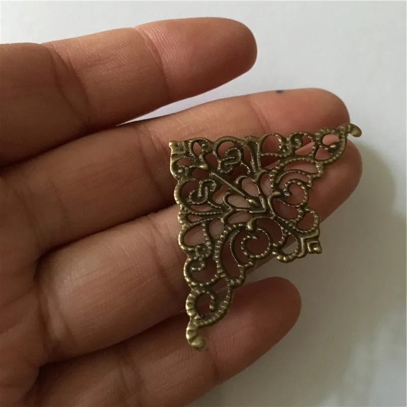 10 шт. филигранные треугольные Цветочные палантины кабошон древняя бронза с