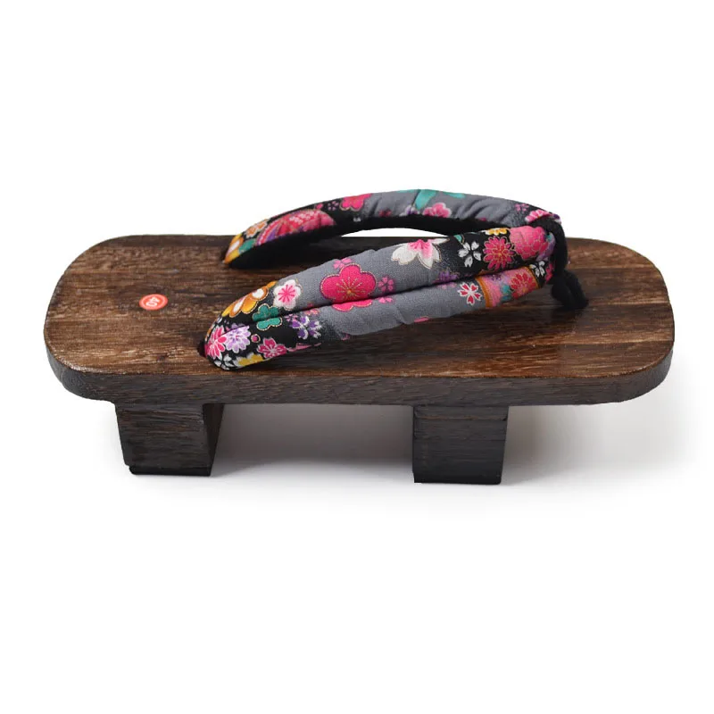 Hot Sale Geta Clogs Traditional Japanese Wooden Flip Flops Floral Home Slippers for Women Anti-slip Geta Sandal Zapatos De Mujer