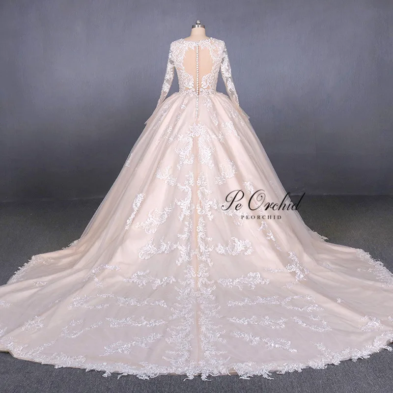 PEORCHID 2019 Luxury Champagne Wedding Dress Applique Lace With Sleeves Long Train Vintage Bridal Dress Ball Gown For Bride