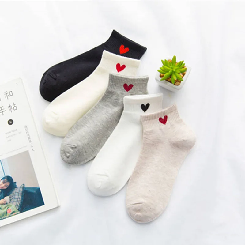 Socks Women Love Embroidery Soft Breathable Casual Womens Short Sock Kawaii Korean Style All-match Simple Daily Chic | Женская одежда