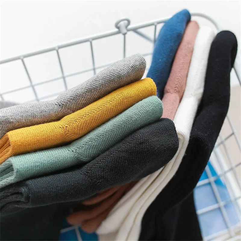 

CHAOZHU 2019 Spring Men's Basic Daily Solid Colors 100% Cotton High Quality Business Black White Grey Socks Casual Men Socks