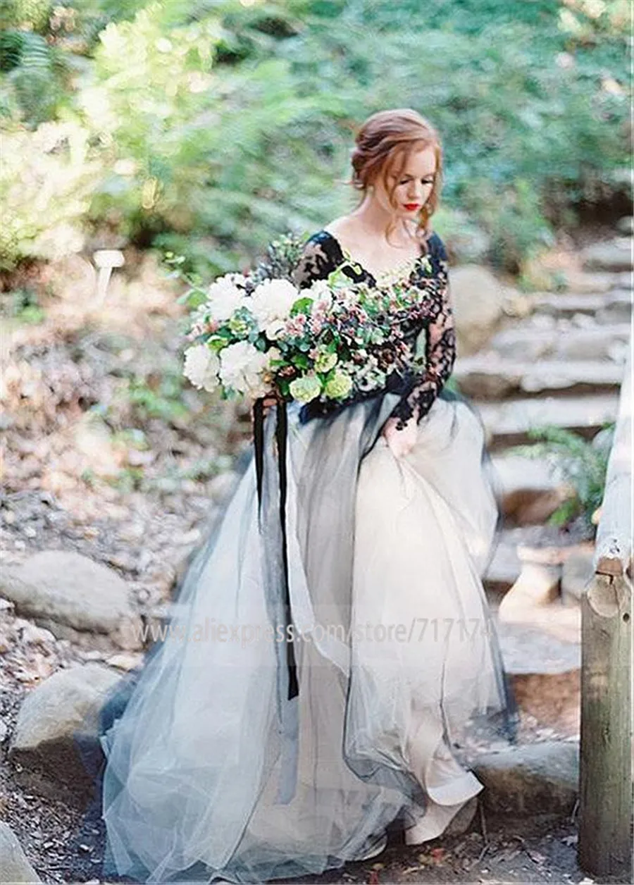 Unique Tulle V-Neck Wedding Dresses With Lace Appliques Grey Long Sleeves Bridal Dress Open Back vestido de noivas | Свадьбы и