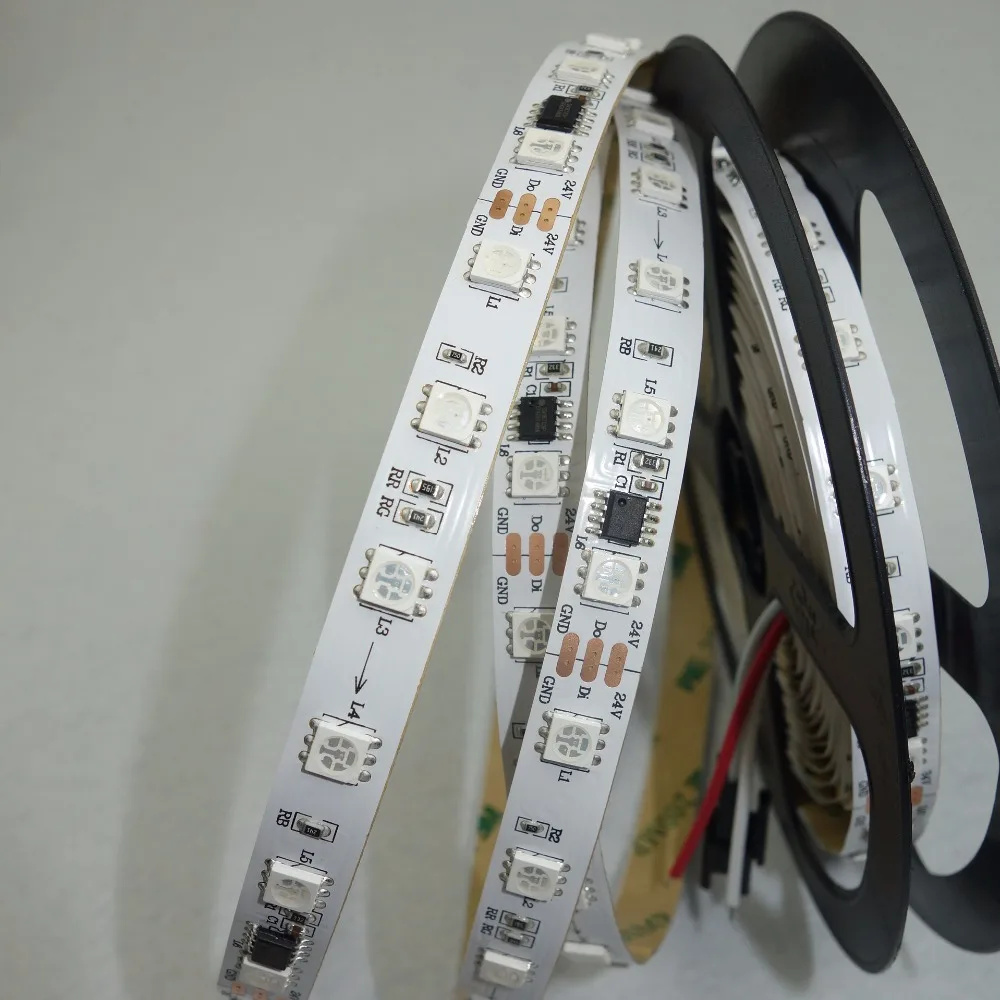 5 м DC24V SM16703 IC (аналогичен WS2811 IC) 60 светодиодов/м (10 пикселей/м 6 светодиодов как один