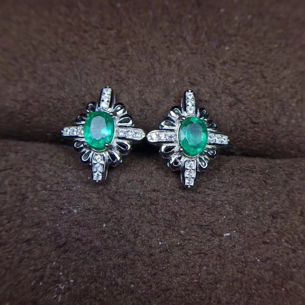 

Серьги-Крест с натуральным изумрудом, серебро 925 пробы, 4 Х5 мм, 2 шт.