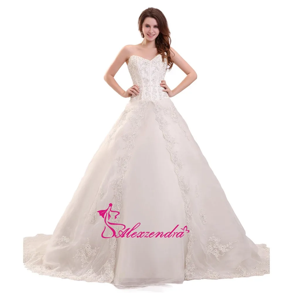

Alexzendra Vestido De Noiva Ball Gown Wedding Dress Plus Size Appliqued Bead Vintage Wedding Bridal Gowns