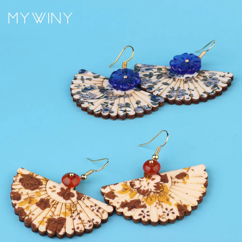 Серьги в форме веера MYWINY из дерева с тканевым узором 2 цвета | Украшения и