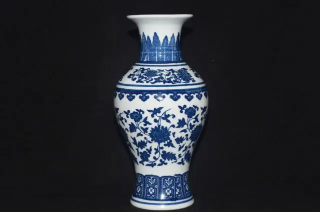 Изысканный Китай Ручная роспись цветок синий и белый фарфор ваза Qianlong Mark|porcelain
