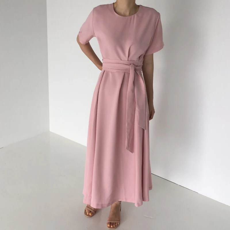 Платье до середины икры с коротким рукавом и круглым вырезом | Женская одежда
