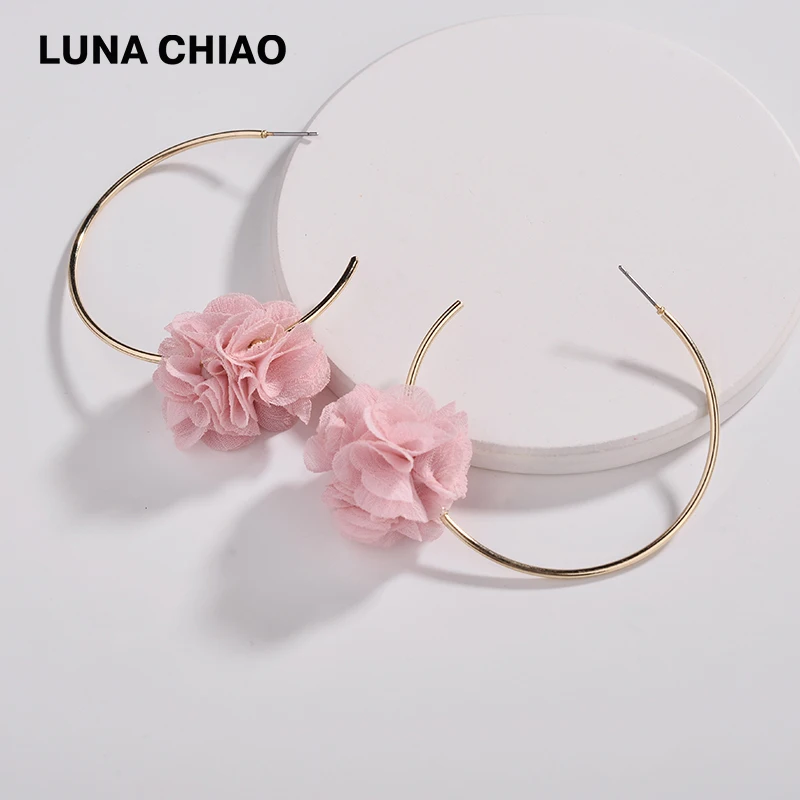 Женские серьги кольца LUNA CHIAO большие круглые с цветочными лепестками из ткани