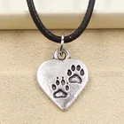 Ожерелье-чокер из искусственной кожи с подвеской в виде сердца