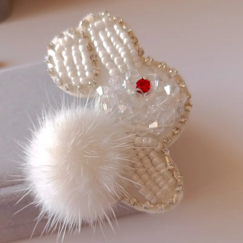 3D вышитый бисером блестками маленький кролик черно белый кот нашивка с булавкой