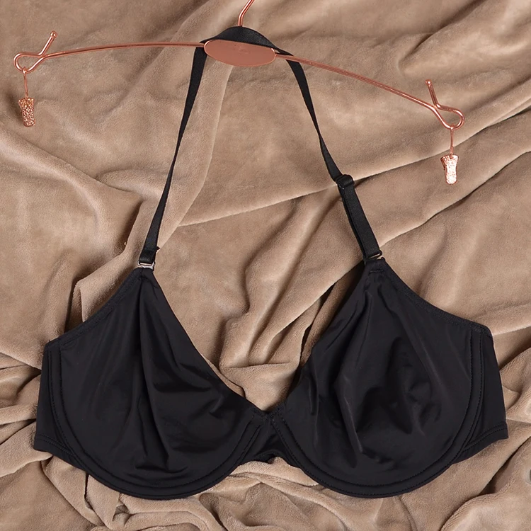 Ультратонкий бюстгальтер можно снять надев с перекрещивающимися лямками на